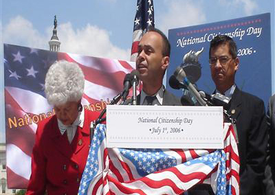 Rep. Luis Gutierrez says Hispanics are "angry and disillusioned" at President Obama - Photo: luisgutierrez.house.gov