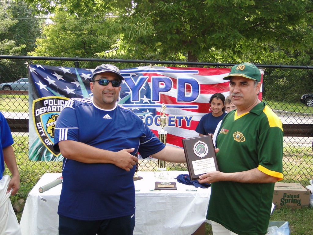 Cricket Diplomacy between the NYPD and Pakistani diplomats living in New York