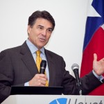 Perry Fumbles With Hispanics in New York